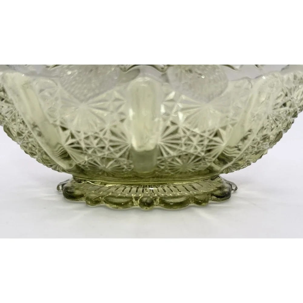 Vintage Fenton Art Glass Colonial Green Daisy Button Split Twig Handle Basket 6”
